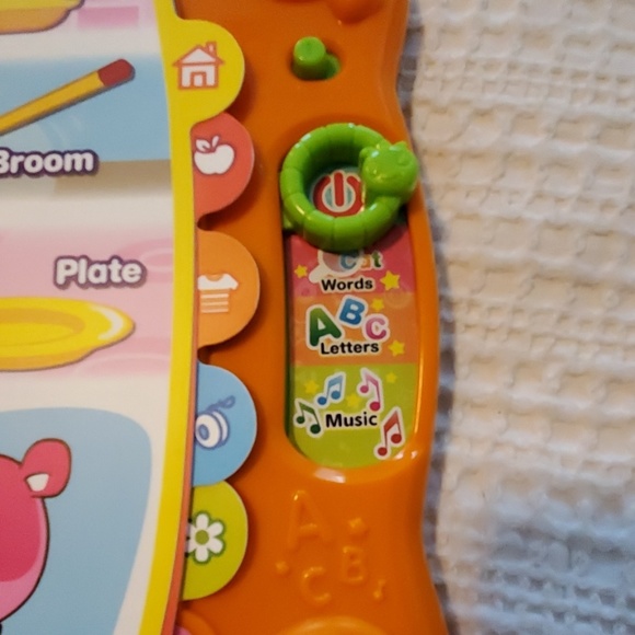 Vtech touch and teach word book - Picture 3 of 5